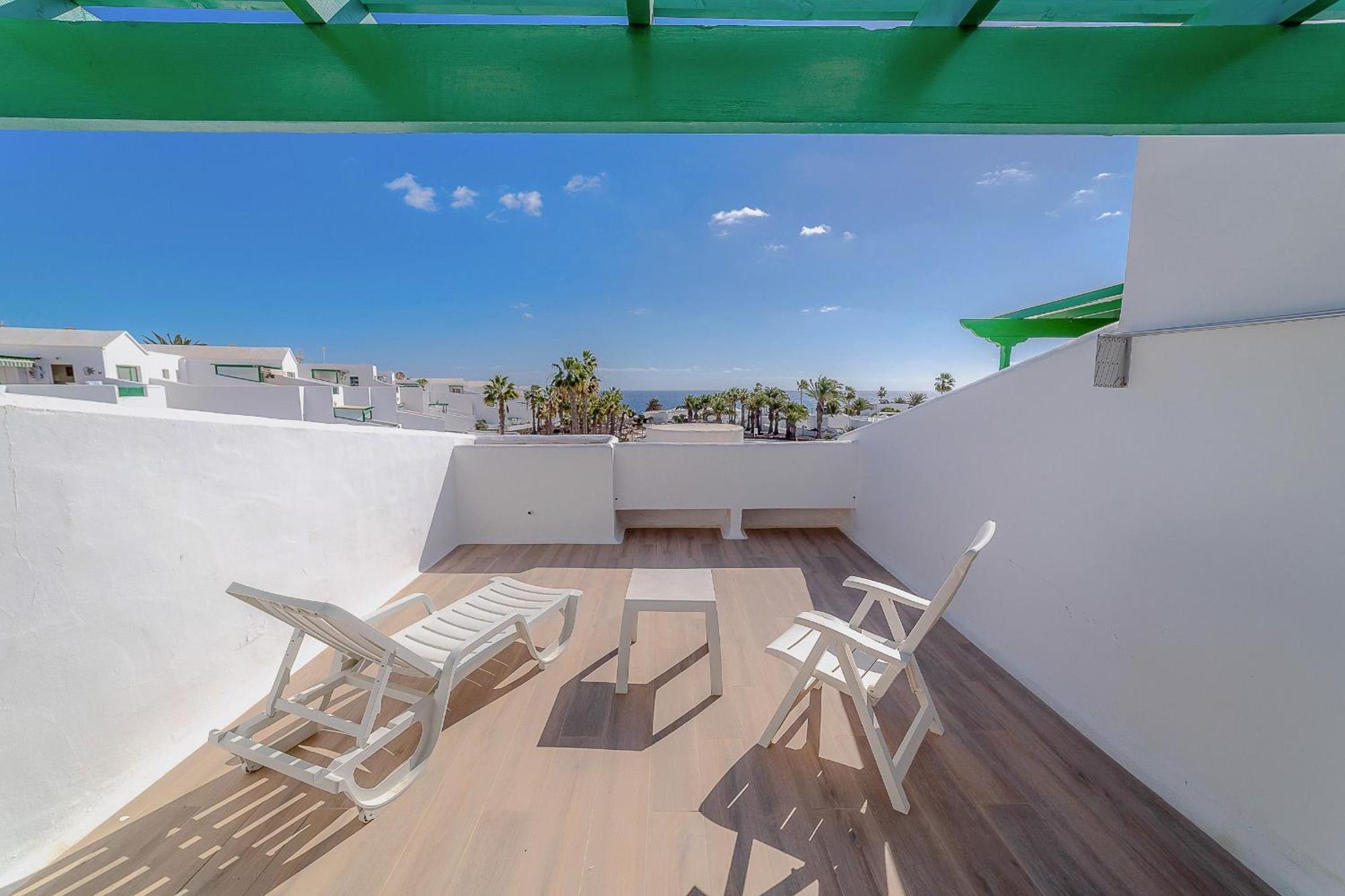 Fantástico apartamento en Las Coronas, gran terraza con vistas al mar y recién reformado completamente Costa Teguise Extérieur photo