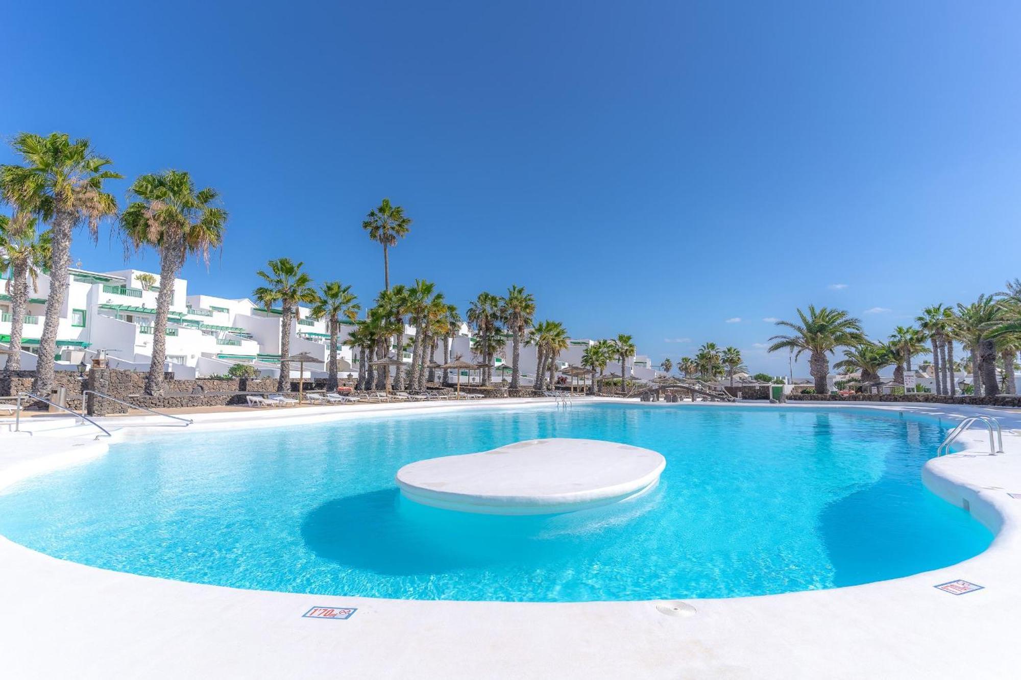 Fantástico apartamento en Las Coronas, gran terraza con vistas al mar y recién reformado completamente Costa Teguise Extérieur photo